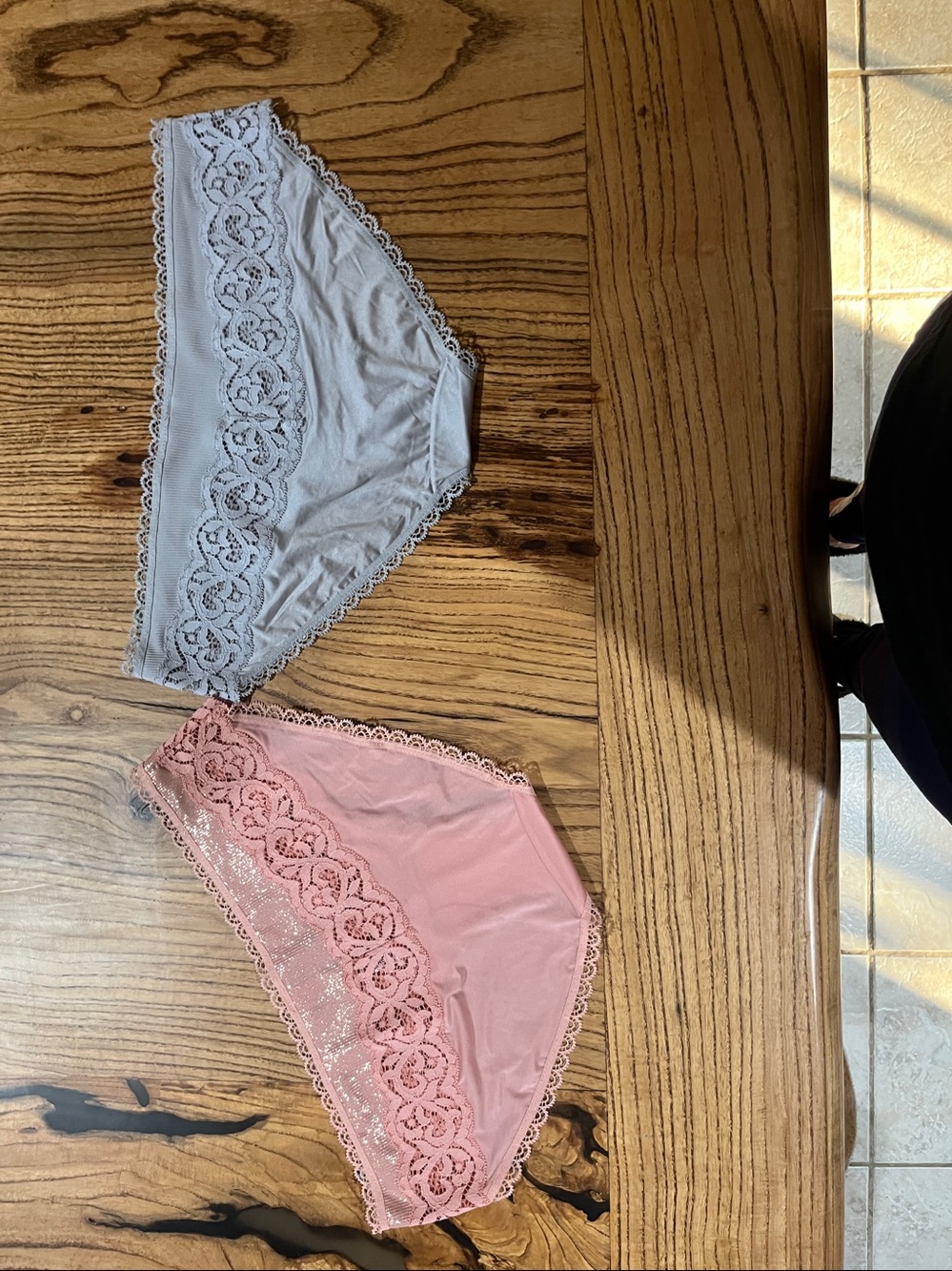 Body by Victoria Bikinis size medium. Washed, from clean home. - Picture 4 of 5